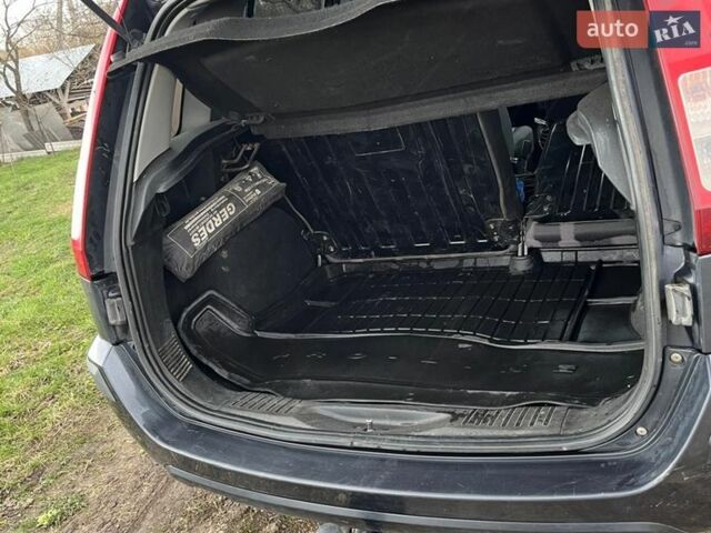 Сірий Форд Фьюжен, об'ємом двигуна 1.39 л та пробігом 211 тис. км за 5000 $, фото 2 на Automoto.ua