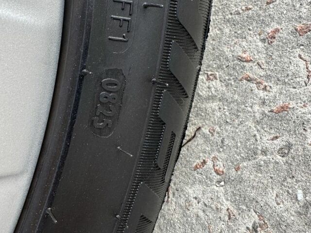 Серый Форд Фьюжн, объемом двигателя 1.4 л и пробегом 217 тыс. км за 5600 $, фото 12 на Automoto.ua