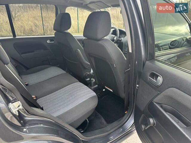 Сірий Форд Фьюжен, об'ємом двигуна 1.4 л та пробігом 217 тис. км за 5600 $, фото 39 на Automoto.ua