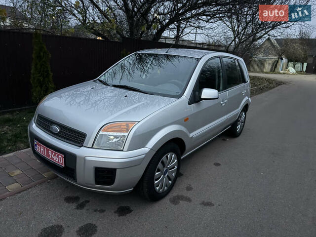 Серый Форд Фьюжн, объемом двигателя 1.4 л и пробегом 173 тыс. км за 5500 $, фото 21 на Automoto.ua