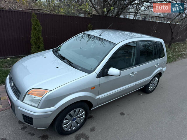 Серый Форд Фьюжн, объемом двигателя 1.4 л и пробегом 173 тыс. км за 5500 $, фото 13 на Automoto.ua