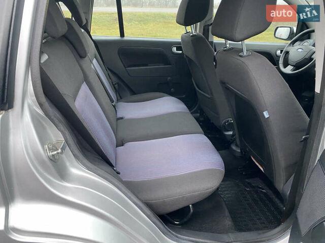 Сірий Форд Фьюжен, об'ємом двигуна 1.6 л та пробігом 185 тис. км за 7100 $, фото 16 на Automoto.ua