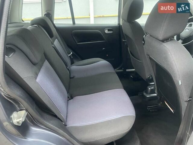 Серый Форд Фьюжн, объемом двигателя 1.4 л и пробегом 119 тыс. км за 5800 $, фото 101 на Automoto.ua