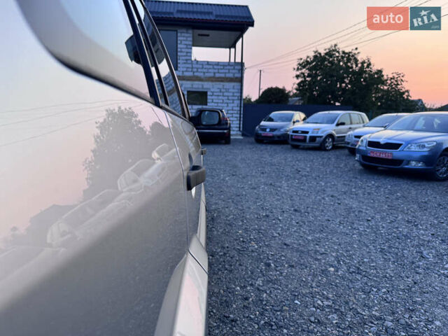 Серый Форд Фьюжн, объемом двигателя 1.6 л и пробегом 180 тыс. км за 7140 $, фото 15 на Automoto.ua