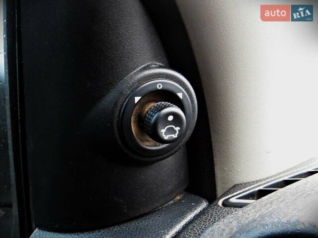Сірий Форд Фьюжен, об'ємом двигуна 1.4 л та пробігом 235 тис. км за 4200 $, фото 6 на Automoto.ua