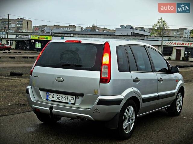 Сірий Форд Фьюжен, об'ємом двигуна 1.4 л та пробігом 235 тис. км за 4200 $, фото 2 на Automoto.ua