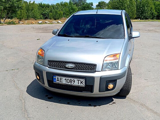 Сірий Форд Фьюжен, об'ємом двигуна 1.4 л та пробігом 240 тис. км за 5350 $, фото 12 на Automoto.ua