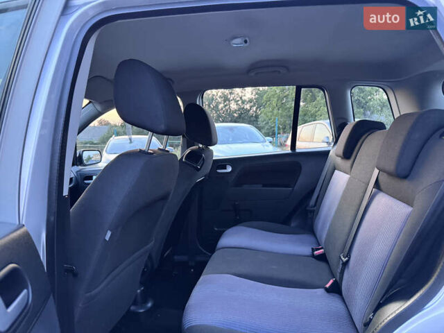 Серый Форд Фьюжн, объемом двигателя 1.6 л и пробегом 180 тыс. км за 7140 $, фото 37 на Automoto.ua