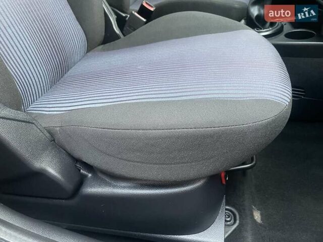 Серый Форд Фьюжн, объемом двигателя 1.4 л и пробегом 119 тыс. км за 5800 $, фото 92 на Automoto.ua