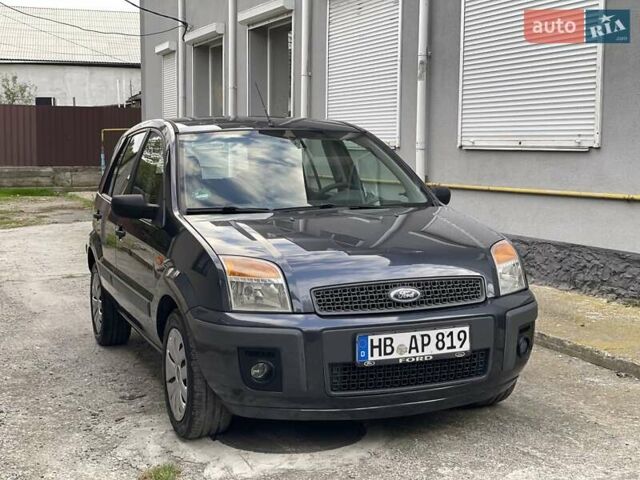 Серый Форд Фьюжн, объемом двигателя 1.4 л и пробегом 119 тыс. км за 5800 $, фото 1 на Automoto.ua