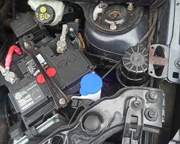 Сірий Форд Фьюжен, об'ємом двигуна 1.4 л та пробігом 37 тис. км за 7800 $, фото 14 на Automoto.ua