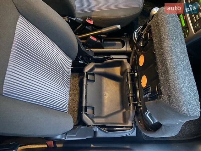 Сірий Форд Фьюжен, об'ємом двигуна 1.4 л та пробігом 103 тис. км за 5999 $, фото 112 на Automoto.ua
