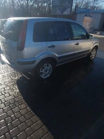 Сірий Форд Фьюжен, об'ємом двигуна 1.39 л та пробігом 334 тис. км за 4000 $, фото 2 на Automoto.ua