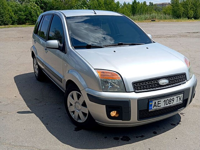 Сірий Форд Фьюжен, об'ємом двигуна 1.4 л та пробігом 240 тис. км за 5350 $, фото 5 на Automoto.ua