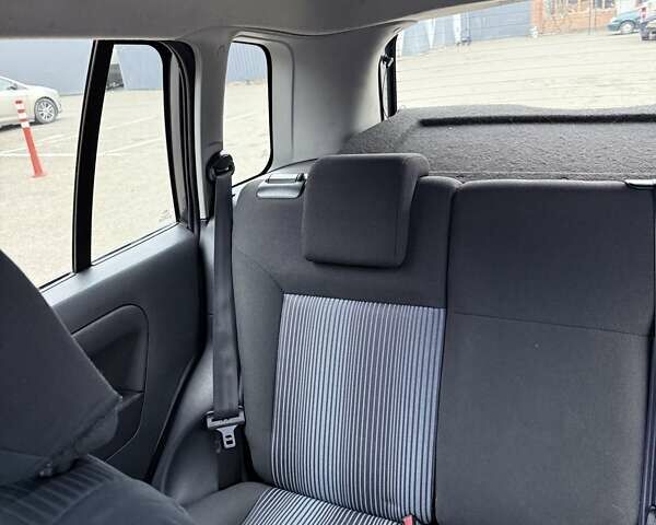 Серый Форд Фьюжн, объемом двигателя 1.4 л и пробегом 175 тыс. км за 4500 $, фото 70 на Automoto.ua