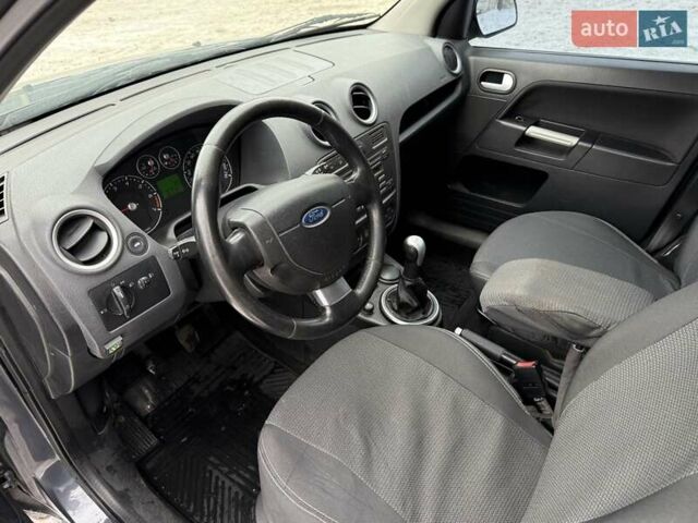 Серый Форд Фьюжн, объемом двигателя 1.6 л и пробегом 207 тыс. км за 6500 $, фото 10 на Automoto.ua