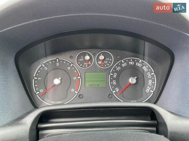 Серый Форд Фьюжн, объемом двигателя 1.6 л и пробегом 246 тыс. км за 5400 $, фото 9 на Automoto.ua