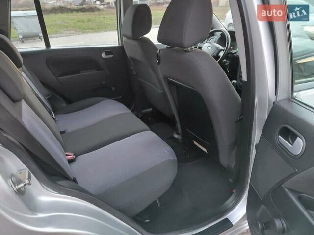 Серый Форд Фьюжн, объемом двигателя 1.4 л и пробегом 154 тыс. км за 4999 $, фото 7 на Automoto.ua