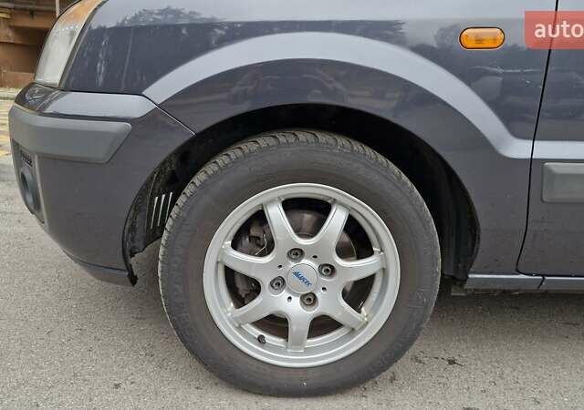 Серый Форд Фьюжн, объемом двигателя 1.6 л и пробегом 148 тыс. км за 5750 $, фото 11 на Automoto.ua