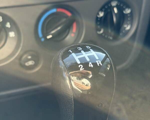 Сірий Форд Фьюжен, об'ємом двигуна 1.4 л та пробігом 139 тис. км за 5300 $, фото 20 на Automoto.ua