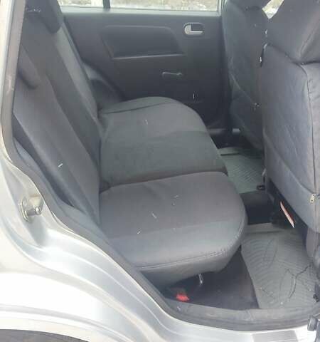 Серый Форд Фьюжн, объемом двигателя 1.39 л и пробегом 121 тыс. км за 5999 $, фото 6 на Automoto.ua