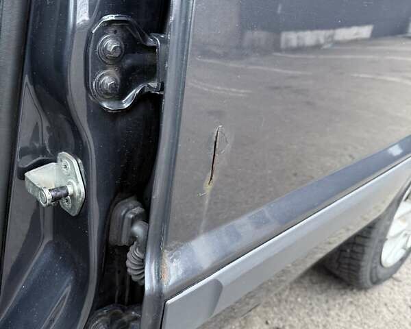 Серый Форд Фьюжн, объемом двигателя 1.4 л и пробегом 175 тыс. км за 4500 $, фото 40 на Automoto.ua