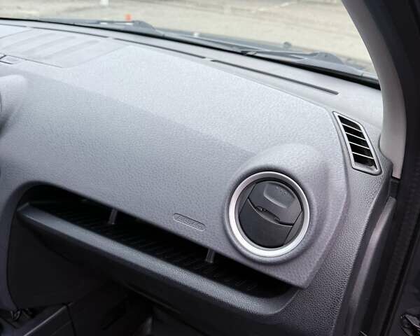 Серый Форд Фьюжн, объемом двигателя 1.4 л и пробегом 175 тыс. км за 4500 $, фото 37 на Automoto.ua