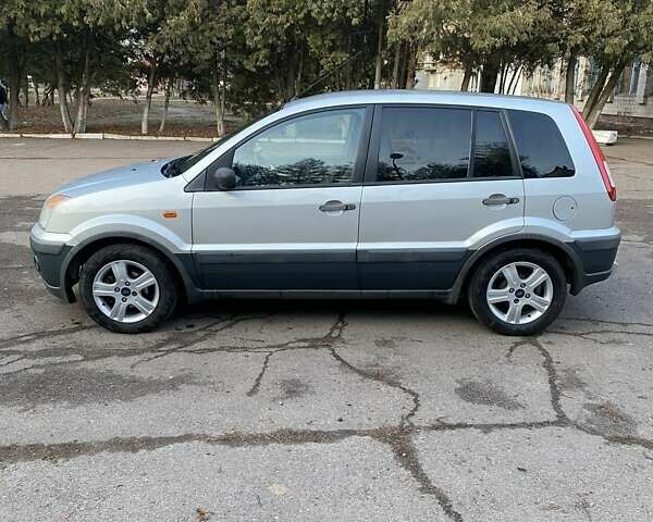 Серый Форд Фьюжн, объемом двигателя 1.4 л и пробегом 230 тыс. км за 5900 $, фото 6 на Automoto.ua