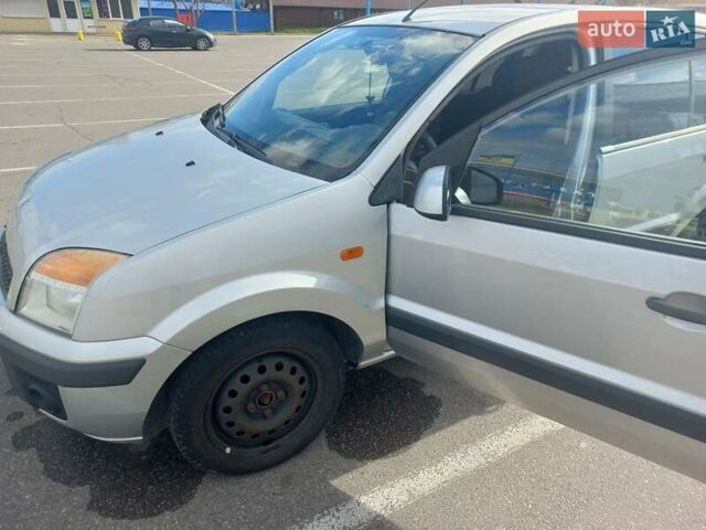 Форд Фьюжн 2008 в Киеве на Automoto.ua Серый Форд Фьюжн, объемом двигателя 1.4 л и пробегом 220 тыс. км за 5000 $, фото 14 на Automoto.ua