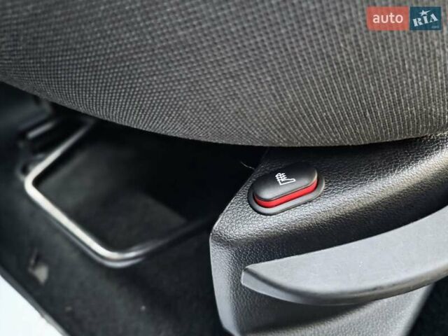 Серый Форд Фьюжн, объемом двигателя 1.4 л и пробегом 155 тыс. км за 4999 $, фото 39 на Automoto.ua