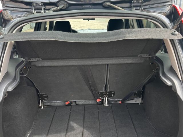 Серый Форд Фьюжн, объемом двигателя 1.4 л и пробегом 180 тыс. км за 5700 $, фото 14 на Automoto.ua