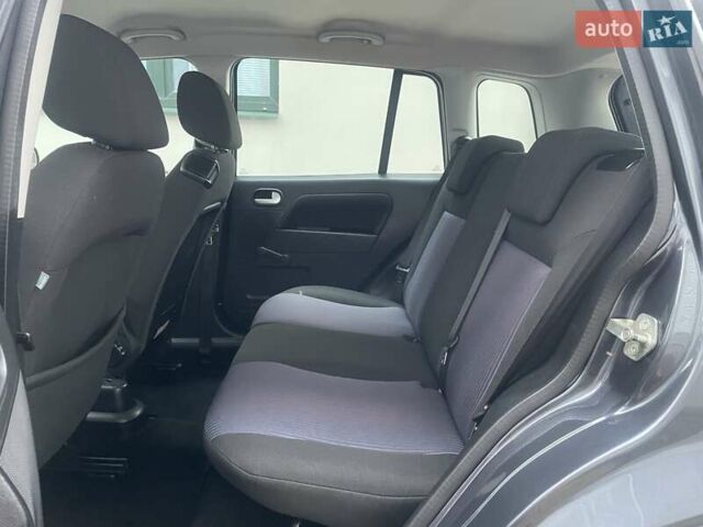 Серый Форд Фьюжн, объемом двигателя 1.4 л и пробегом 119 тыс. км за 5800 $, фото 106 на Automoto.ua