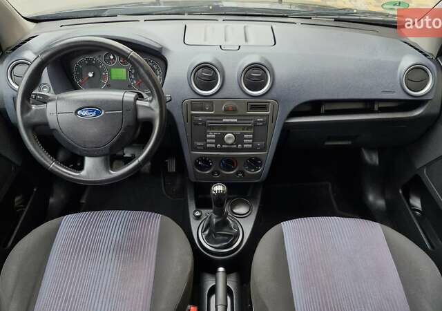 Серый Форд Фьюжн, объемом двигателя 1.6 л и пробегом 148 тыс. км за 5750 $, фото 39 на Automoto.ua