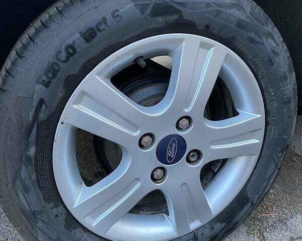 Серый Форд Фьюжн, объемом двигателя 1.4 л и пробегом 230 тыс. км за 5900 $, фото 30 на Automoto.ua