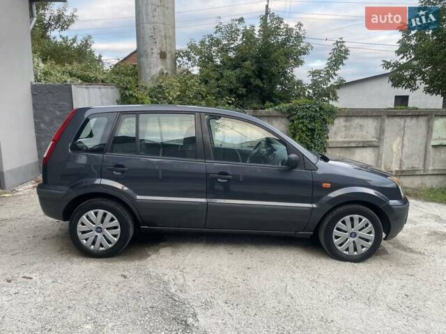 Серый Форд Фьюжн, объемом двигателя 1.4 л и пробегом 119 тыс. км за 5800 $, фото 29 на Automoto.ua