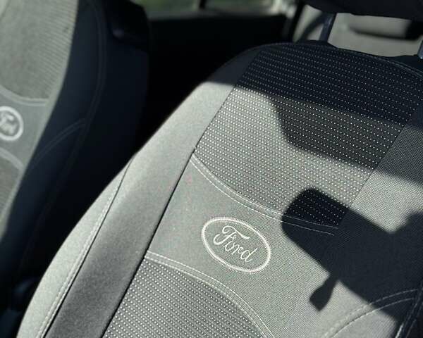 Сірий Форд Фьюжен, об'ємом двигуна 1.4 л та пробігом 139 тис. км за 5300 $, фото 18 на Automoto.ua