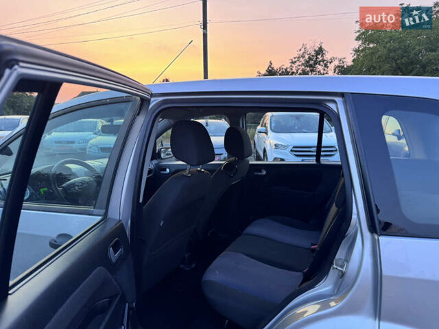 Серый Форд Фьюжн, объемом двигателя 1.6 л и пробегом 180 тыс. км за 7140 $, фото 38 на Automoto.ua