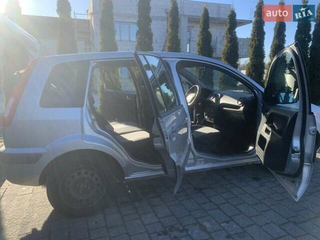 Серый Форд Фьюжн, объемом двигателя 1.4 л и пробегом 167 тыс. км за 4500 $, фото 17 на Automoto.ua