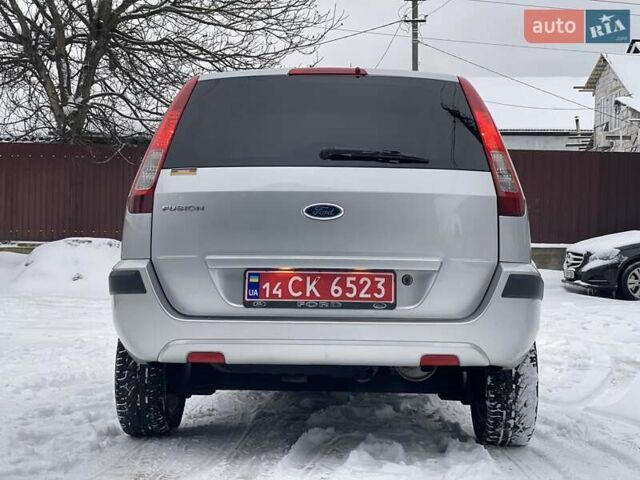 Сірий Форд Фьюжен, об'ємом двигуна 1.4 л та пробігом 103 тис. км за 5999 $, фото 9 на Automoto.ua