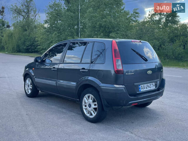 Сірий Форд Фьюжен, об'ємом двигуна 1.39 л та пробігом 237 тис. км за 3700 $, фото 3 на Automoto.ua
