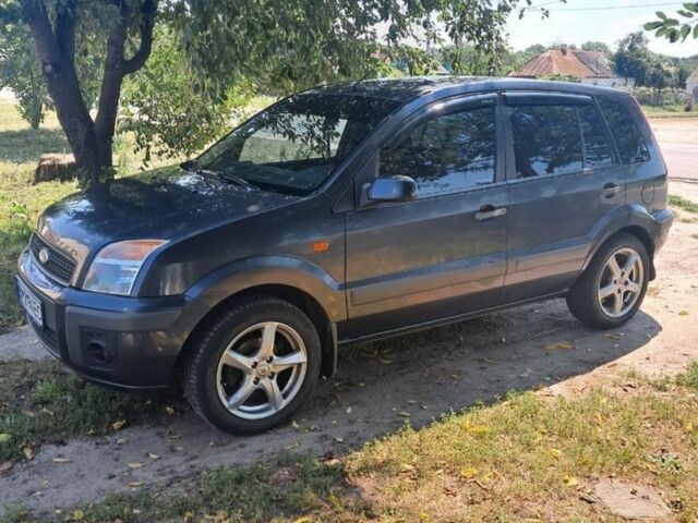 Серый Форд Фьюжн, объемом двигателя 1.4 л и пробегом 144 тыс. км за 5000 $, фото 1 на Automoto.ua