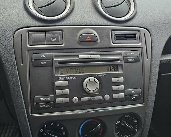 Серый Форд Фьюжн, объемом двигателя 1.39 л и пробегом 710 тыс. км за 2700 $, фото 20 на Automoto.ua