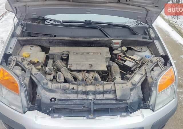 Серый Форд Фьюжн, объемом двигателя 1.39 л и пробегом 121 тыс. км за 5999 $, фото 8 на Automoto.ua