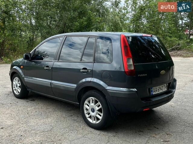 Сірий Форд Фьюжен, об'ємом двигуна 1.39 л та пробігом 252 тис. км за 3200 $, фото 5 на Automoto.ua