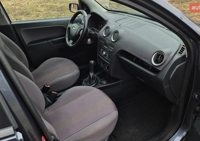 Серый Форд Фьюжн, объемом двигателя 1.4 л и пробегом 178 тыс. км за 5450 $, фото 16 на Automoto.ua