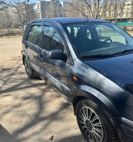 Серый Форд Фьюжн, объемом двигателя 1.4 л и пробегом 170 тыс. км за 5500 $, фото 3 на Automoto.ua