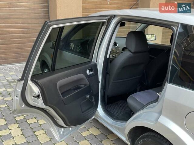 Сірий Форд Фьюжен, об'ємом двигуна 1.4 л та пробігом 152 тис. км за 5399 $, фото 30 на Automoto.ua