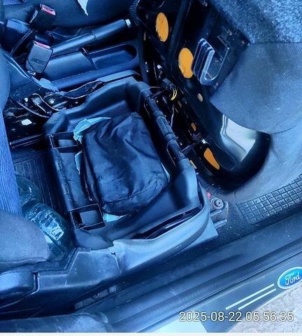 Сірий Форд Фьюжен, об'ємом двигуна 1.6 л та пробігом 23500 тис. км за 3300 $, фото 3 на Automoto.ua