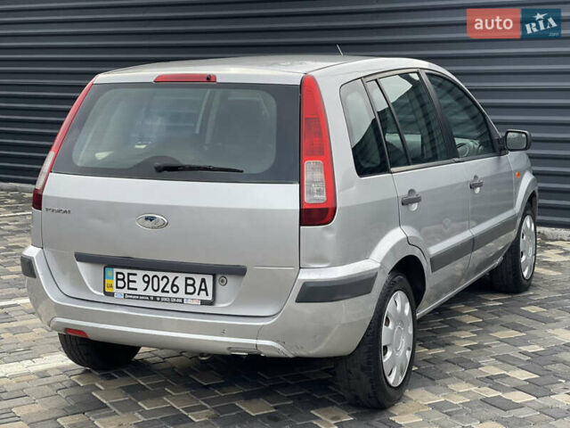 Сірий Форд Фьюжен, об'ємом двигуна 1.4 л та пробігом 133 тис. км за 3700 $, фото 5 на Automoto.ua