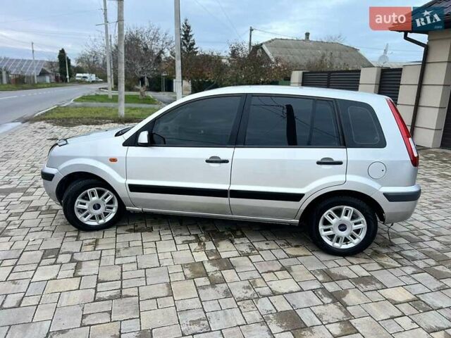 Сірий Форд Фьюжен, об'ємом двигуна 1.39 л та пробігом 211 тис. км за 3888 $, фото 7 на Automoto.ua